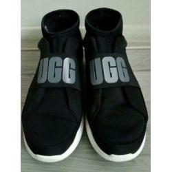 Ugg/Uggs neutra sneakers zwart in nieuwstaat maat 40