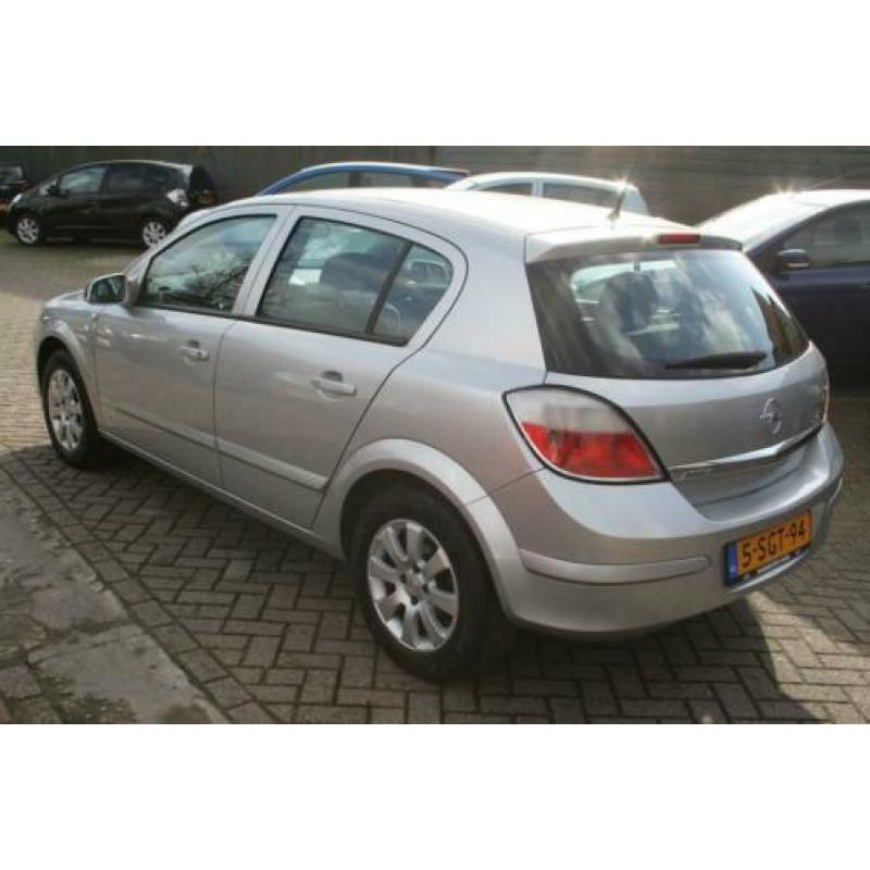 Opel Astra 1.4. airco, lichtmetalen velgen. apk tot 19-11-20