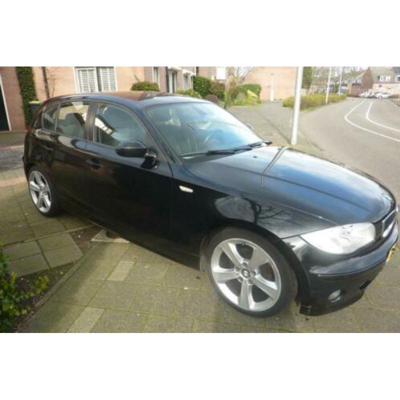 BMW 1-Serie 2.0 118D 2005 Zwart