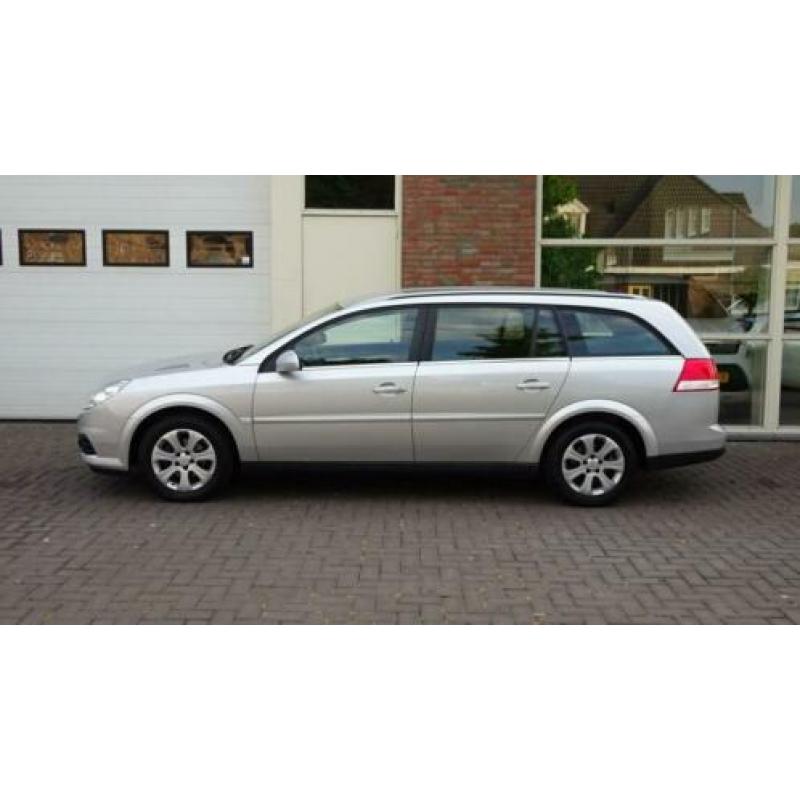 Opel VECTRA Stationwagon 1.9 CDTI 150PK AUTOMAAT BUSINESS