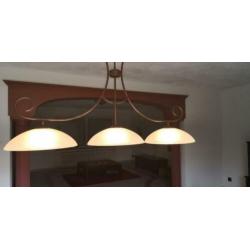 Hanglamp 1x , plafonnière 2x, muurlamp 2x