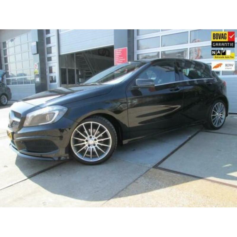 Mercedes-Benz A-klasse 180 Ambition / AMG Pakket