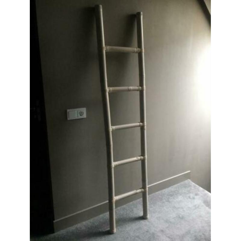 Stevige ladder | 1.80m hoog | ZGAN