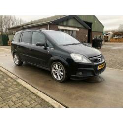 Opel Zafira 2.2 AUT 2006 Zwart