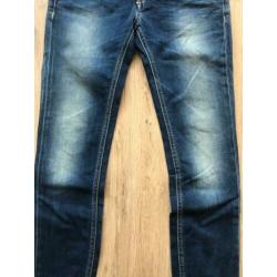 DRYKORN "IN" jeans maat 27 - lengte 36