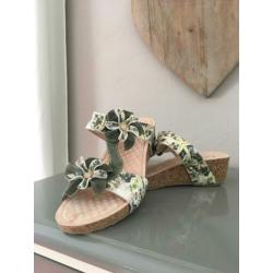 Nieuwe Laura vita sandalen/slippers in maat 38.