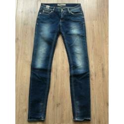 DRYKORN "IN" jeans maat 27 - lengte 36