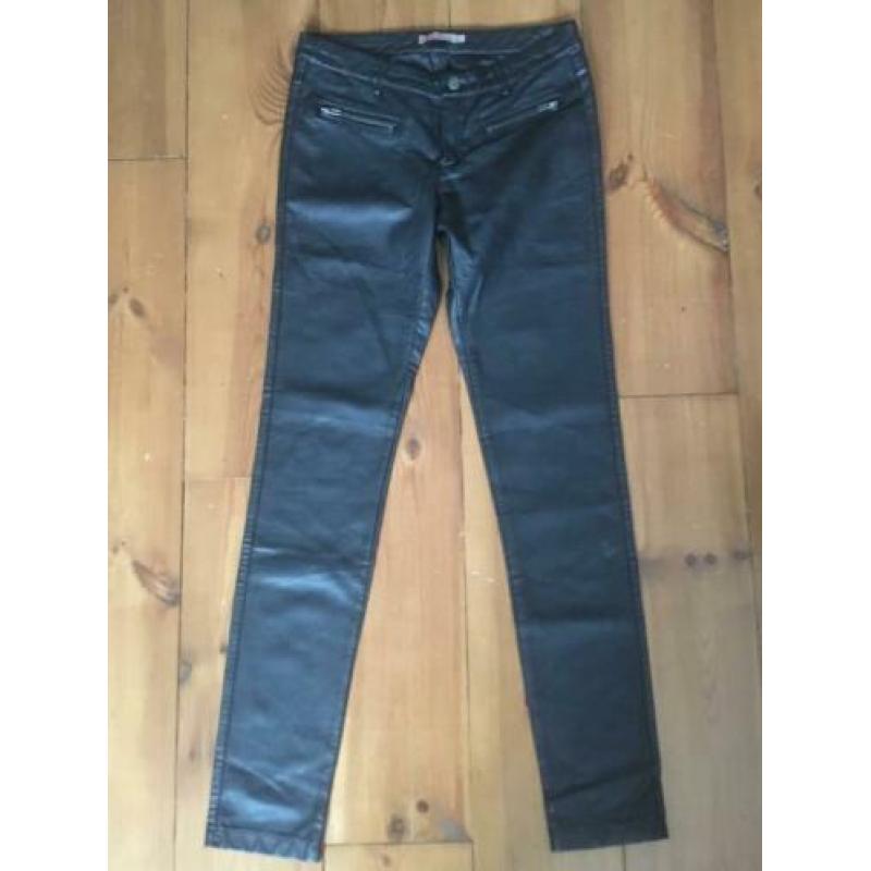 Saint Tropez zwarte imitatie leren broek, maat 40 (= M)