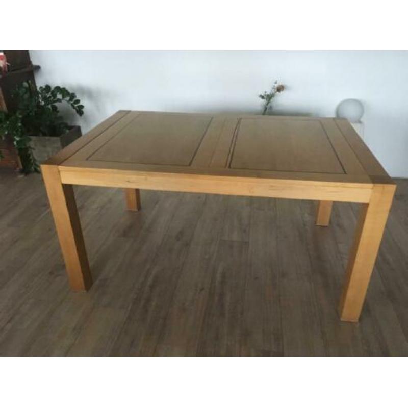 Gratis! Uitschuifbare unieke tafel massief hout