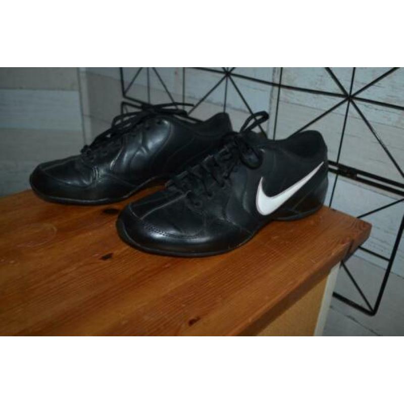 nike gympen maat 40 - sc10