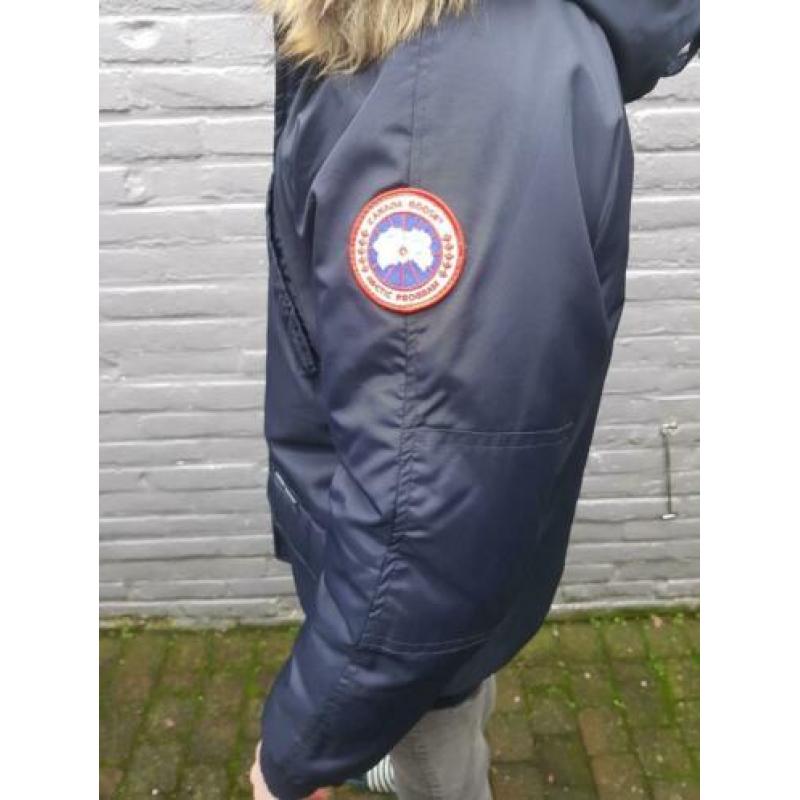 Kinderjas donkerblauw van canada goose maat 152/158 te koop