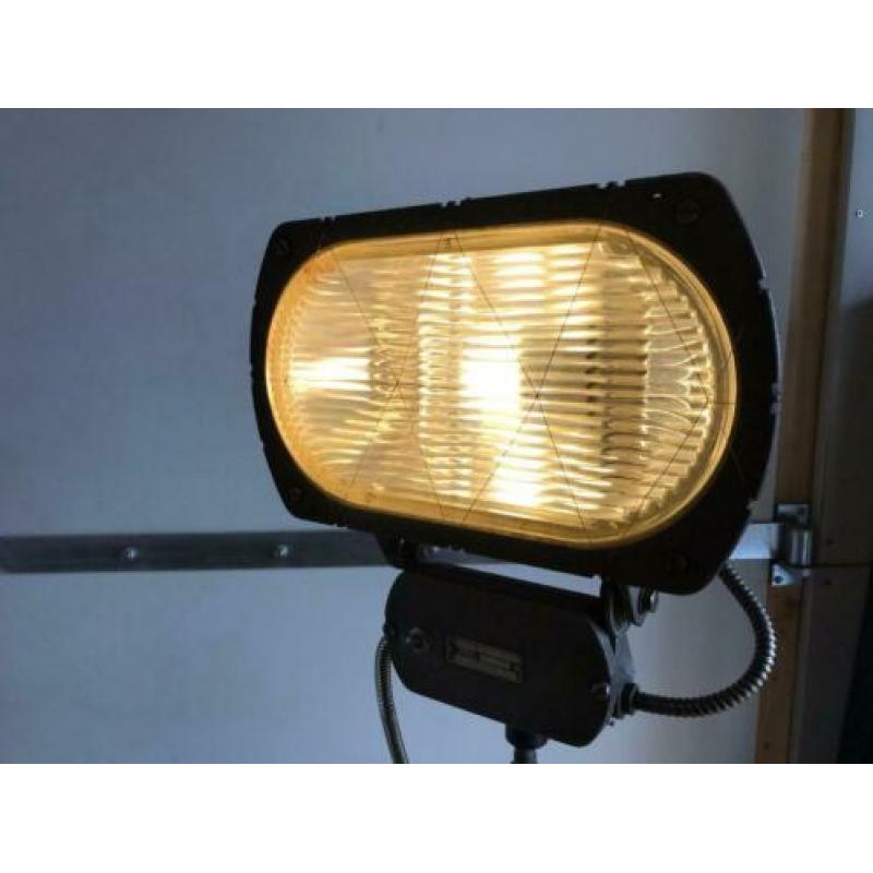 Stoere industriële Philips lamp N1390