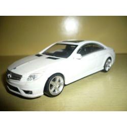 Mie18> oude raster mercedes cl63 amg