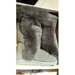 Uggs grijs echt bont 39 zgan