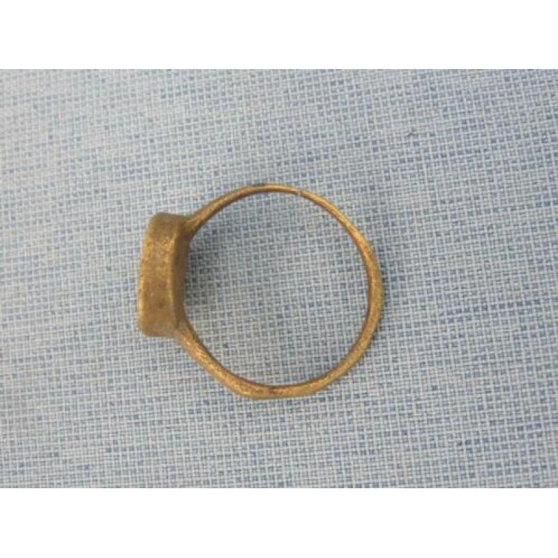 Middeleeuwen -bronzen zegel ring met vogel - 7e / 12e eeuw