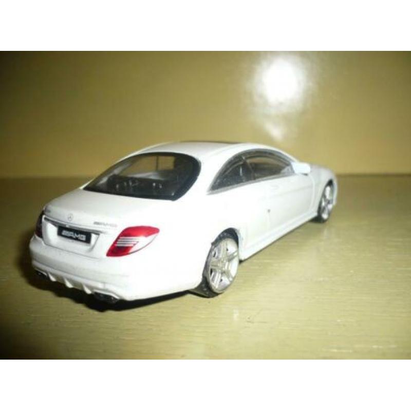 Mie18> oude raster mercedes cl63 amg