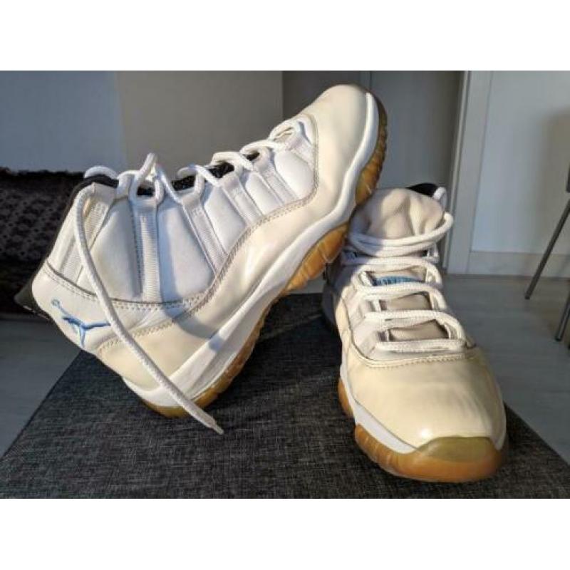 ? Nike Air Jordan 11 Columbia uit 2001 - maat 44