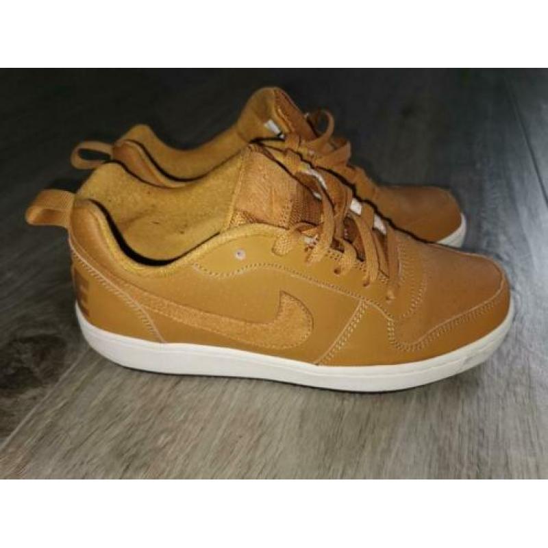 Nikes dames sneakers z.g.a.n in maat 38,5