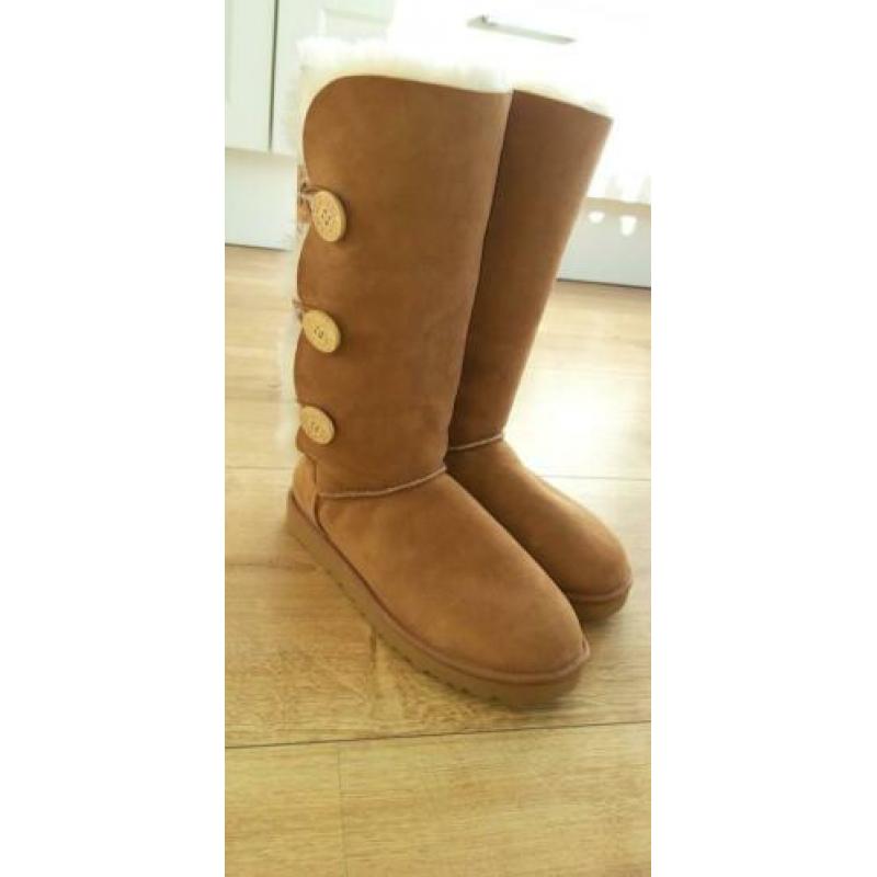 Nieuwe uggs maat 42