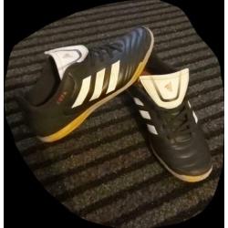 Adidas voetbalschoenen maat 39 1/3