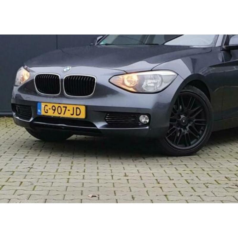 BMW 1-serie 116i Stoelverwarming/ECC/Dealerauto/Garantie/TOP