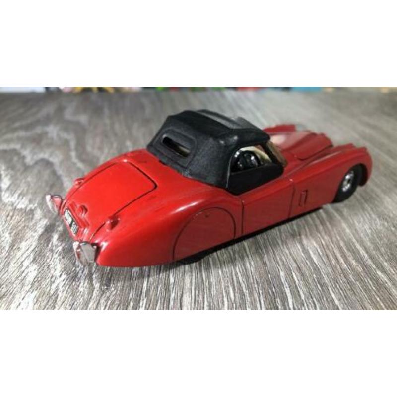 Jaguar XK 120 1/43 corgi VAVB