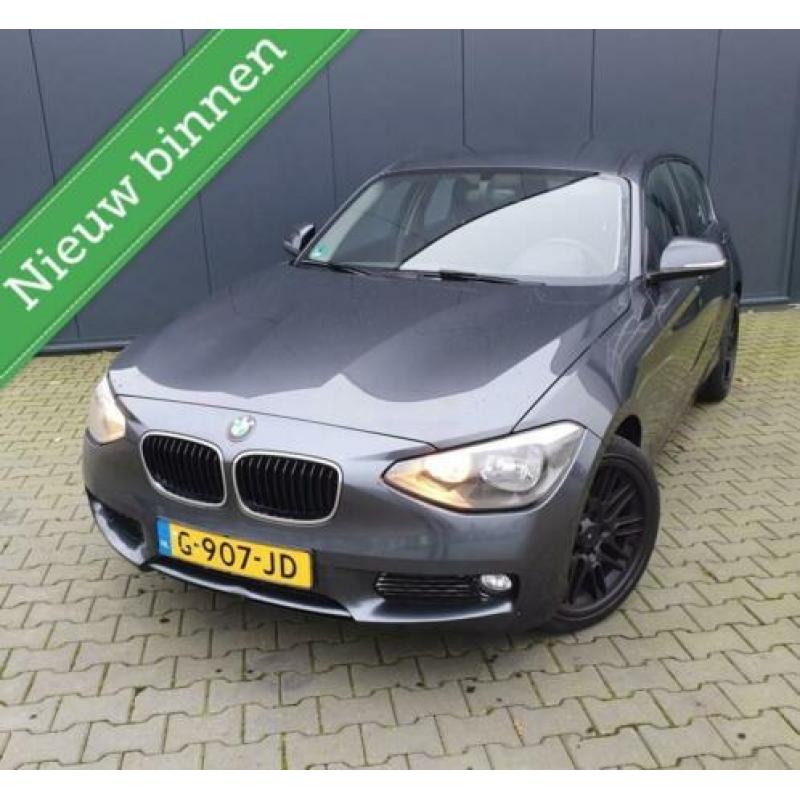 BMW 1-serie 116i Stoelverwarming/ECC/Dealerauto/Garantie/TOP