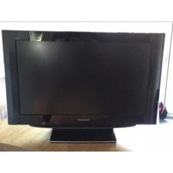 Panasonic 32 inch LCD Full HD tv TX-32LZD80F