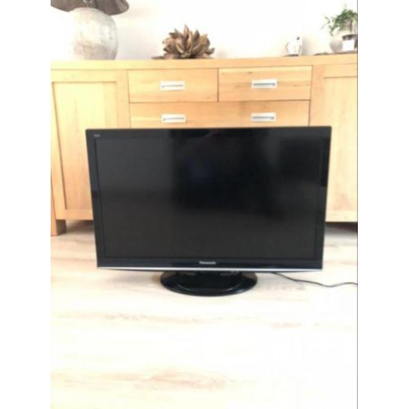 Panasonic LCD tv 37 inch (94cm)