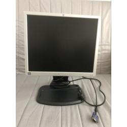 HP lcd monitor type L 1940