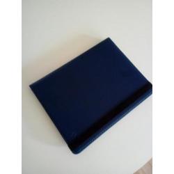 Ipad 4 hoes kobalt blauw, roterende functie, nieuw!!