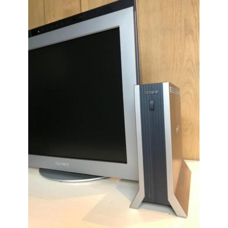 Sony SDM-N80 18 inch beeldscherm en unit