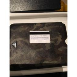 Originele Prada Saffiano lederen iPad 2017/ 2018 hoes cover